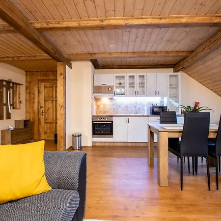 Pensjonat Ave Restaurant 3*