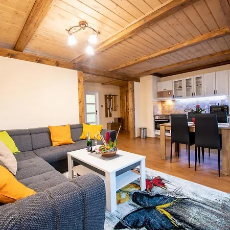 Ave Restaurant Pensjonat 3*