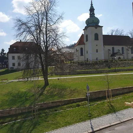 Ave Restaurant Penzion Jiřetín pod Jedlovou