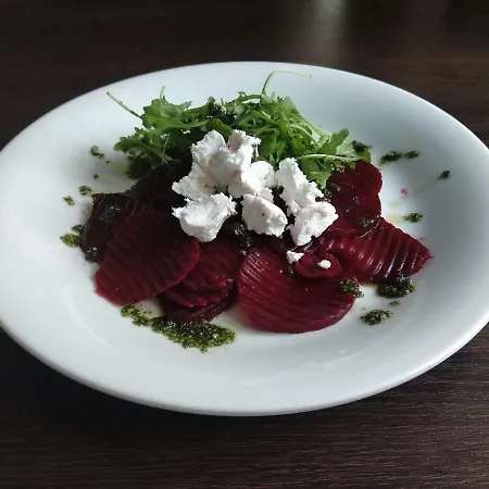 Pensjonat Ave Restaurant 3*