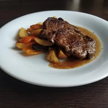 Pensjonat Ave Restaurant