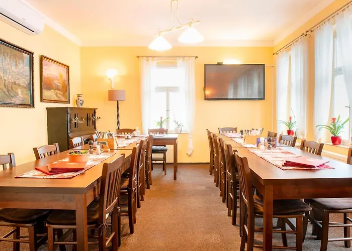 Ave Restaurant