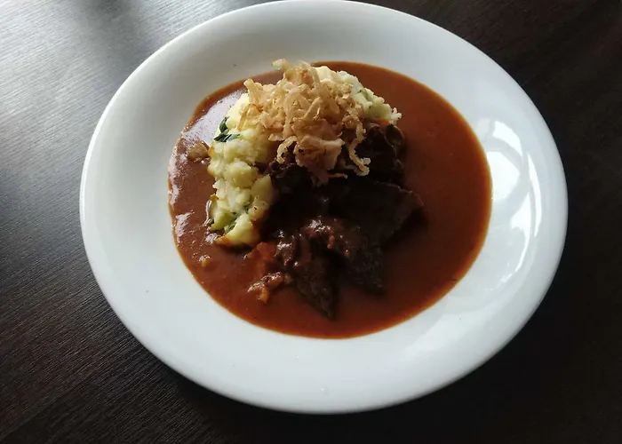 Pensjonat Ave Restaurant 3*